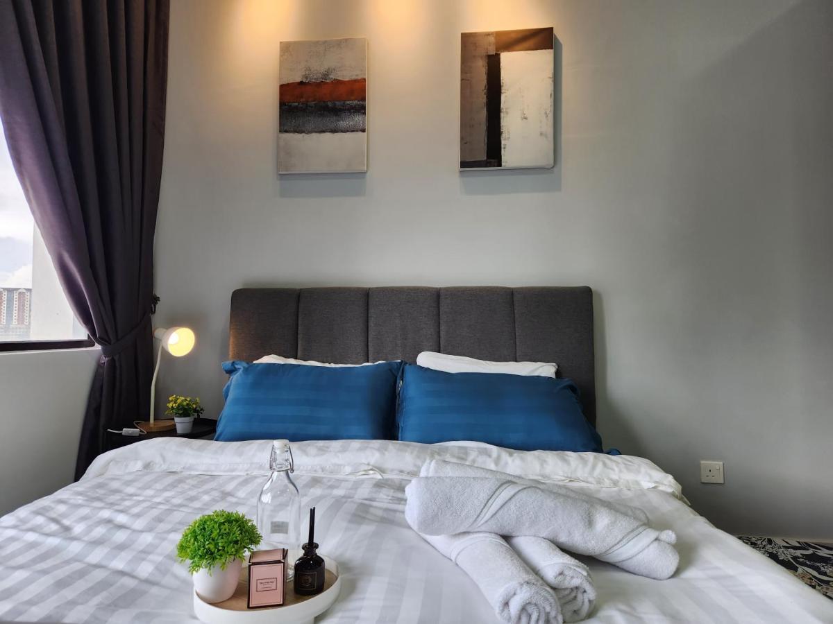 Taman Equine Comfy Studio#Greenery View#4 Pax#Aeon Mall Seri Kembangan Esterno foto