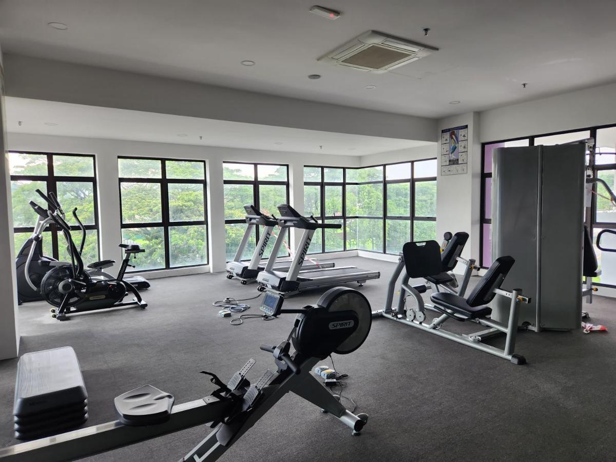 Taman Equine Comfy Studio#Greenery View#4 Pax#Aeon Mall Seri Kembangan Esterno foto